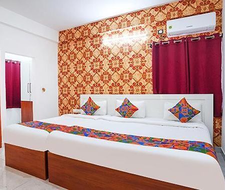 Hotel Royal Platinum Bangalore Eksteriør billede