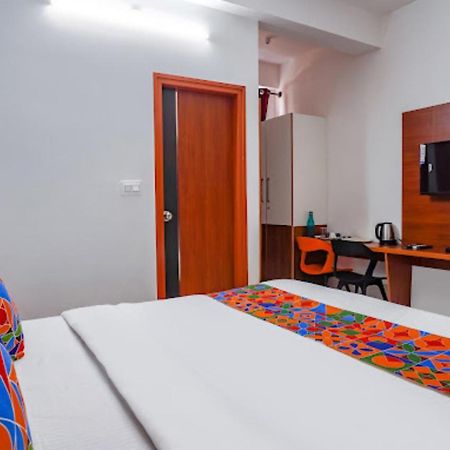 Hotel Royal Platinum Bangalore Eksteriør billede