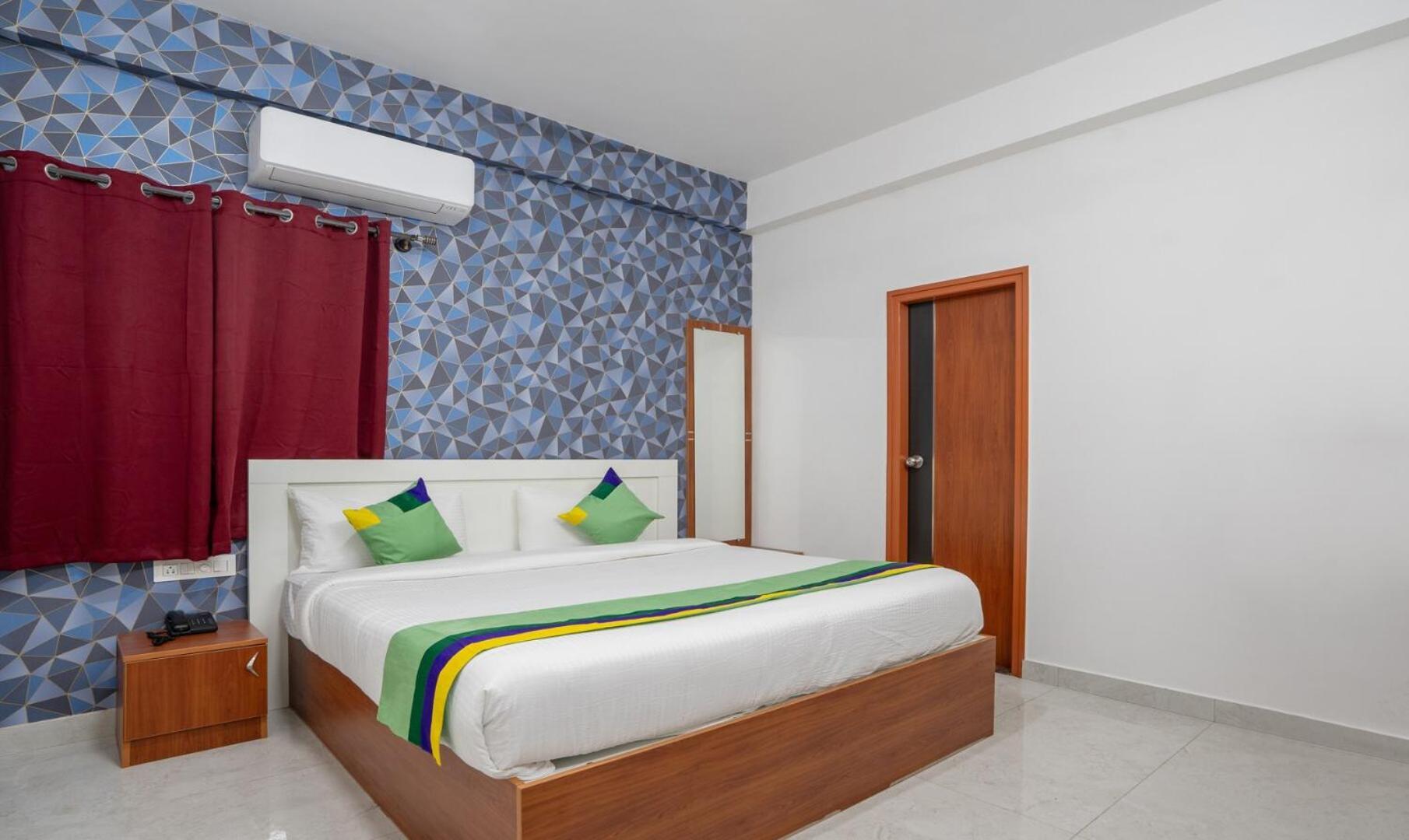 Hotel Royal Platinum Bangalore Eksteriør billede
