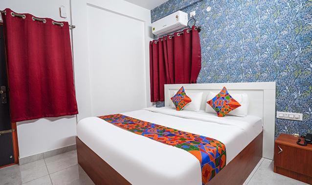 Hotel Royal Platinum Bangalore Eksteriør billede