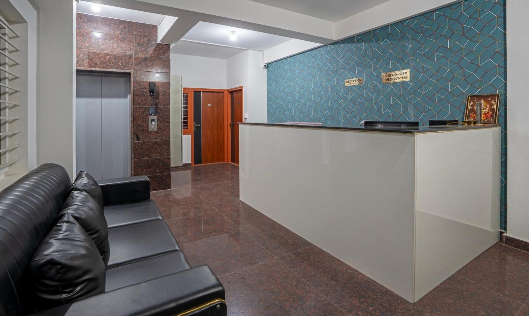 Hotel Royal Platinum Bangalore Eksteriør billede