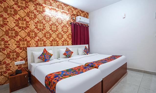 Hotel Royal Platinum Bangalore Eksteriør billede